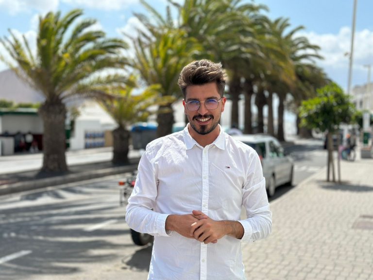 2cd48b4c-dcfe-49b4-b5e9-e6977392b6d5