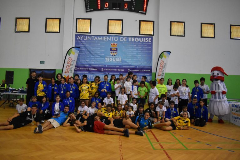 Resultados-Torneo-Interinsular-de-Badminton-1