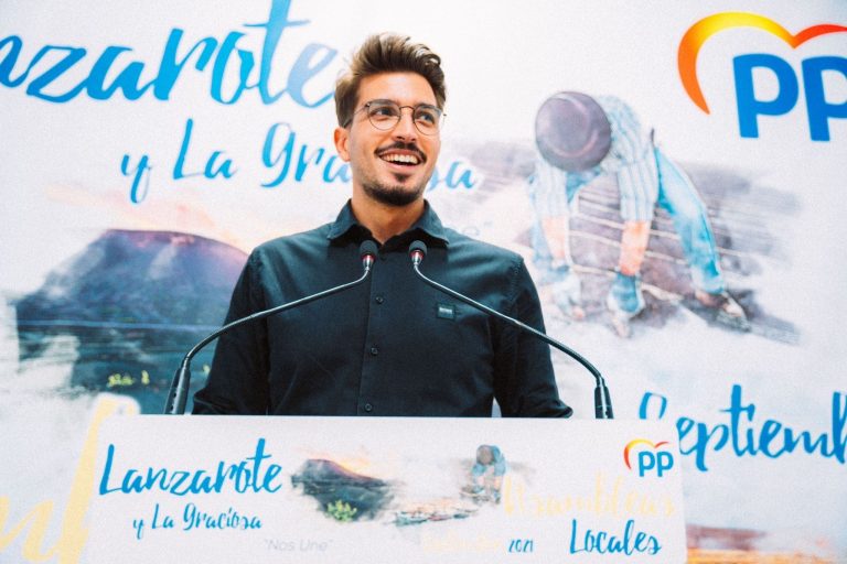 083ec264-9dcb-4692-a862-65823b27fa3d