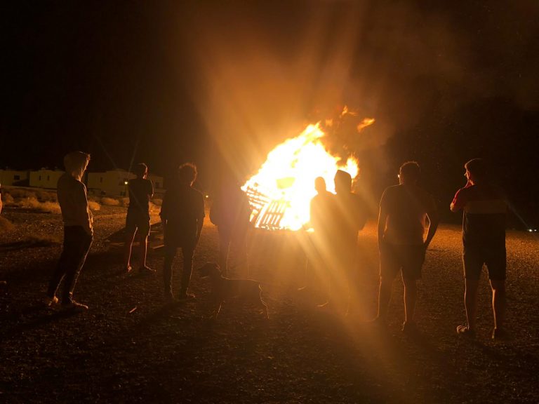 archivo-hoguera-en-Playa-Blanca
