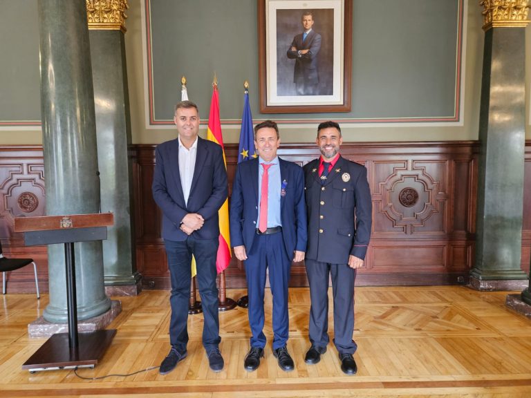 ENTREGA-MEDALLA-AL-MERITO-CONSORCIO-LANZAROTE-2