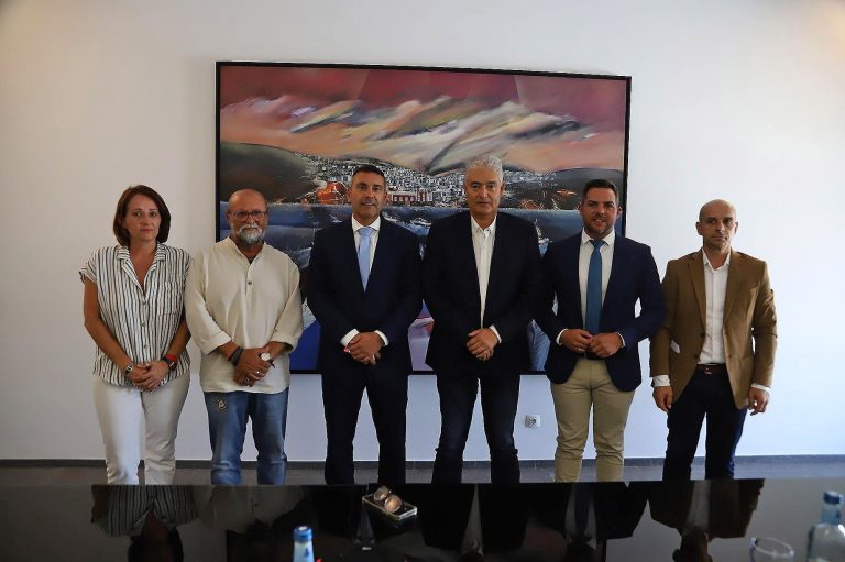 VISITA-CABILDO-A-TIAS-2