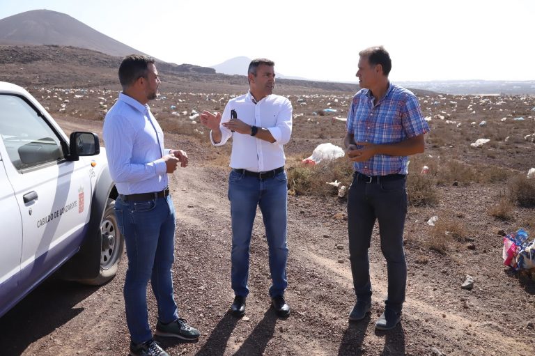 VISITA-CABILDO-LANZAROTE-LADERA-ZONZAMAS