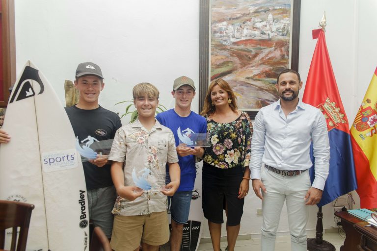 Visita-Surfistas-Ayuntamiento-Teguise-20