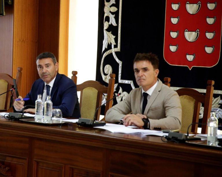 OSWALDO-B-Y-HECTOR-FDEZ-SPEL-TURISMO-LANZAROTE