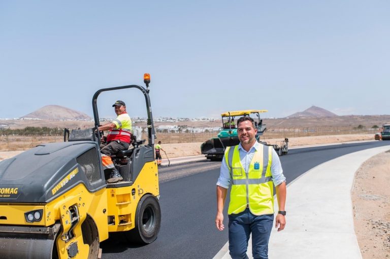 b17ce7aa-0017-4328-8a7c-5706c42b45b1