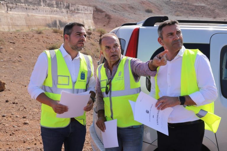 Visita-a-la-obra-de-abastecimiento-de-Tinajo-3