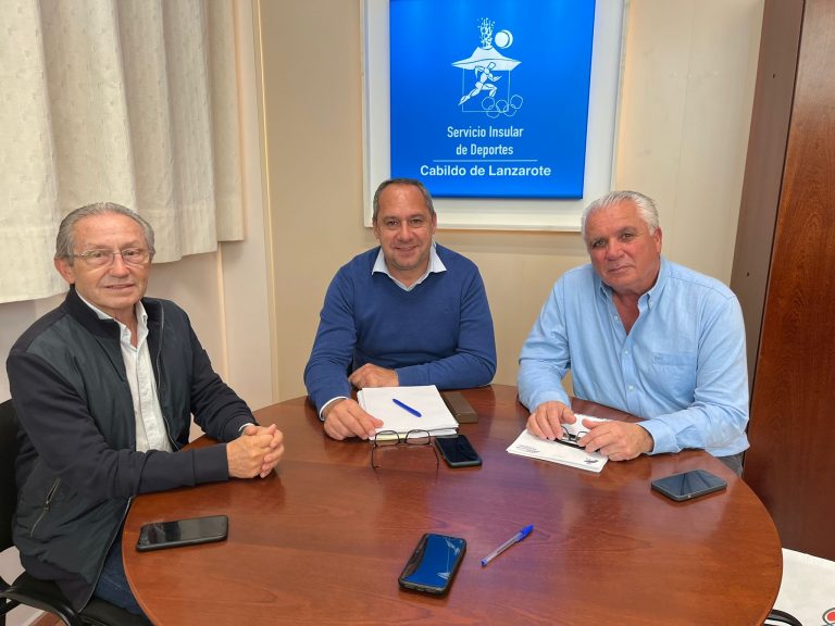 Juan-Monzon-junto-a-Miguel-Angel-Dominguez-y-Victor-Rodriguez