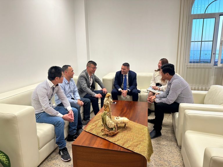 El-presidente-en-la-reunion