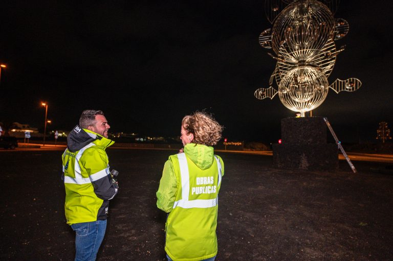 El-vicepresidente-en-la-iluminacion-de-Fobos-1