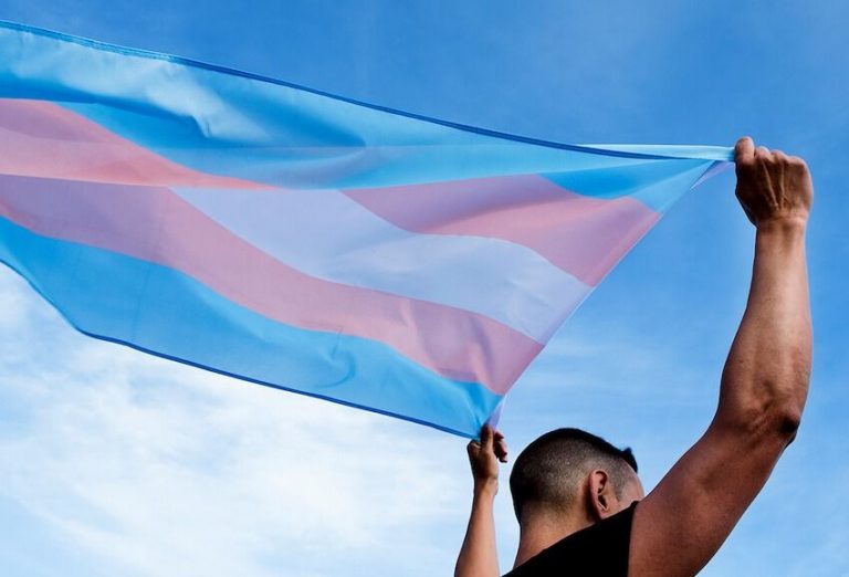 VWH_Salud_TransgenderDay-1