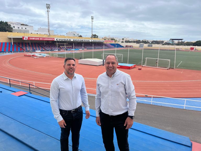 El-vicepresidente-Jacobo-Medina-junto-a-Juan-Monzon