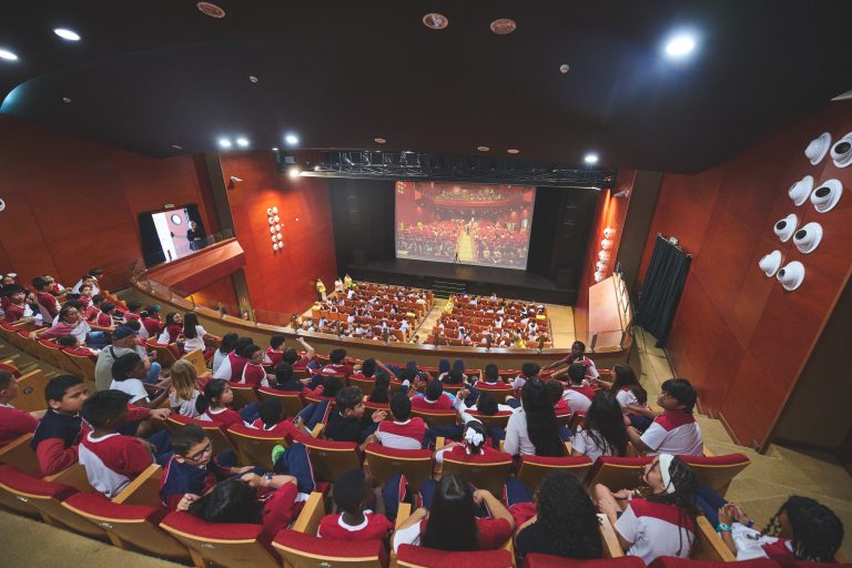 Proyecciones-Escolares-FICL-2024