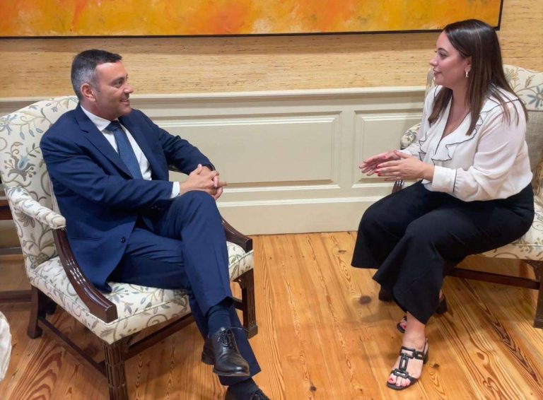 Cristina Calero y Oswaldo Betancort