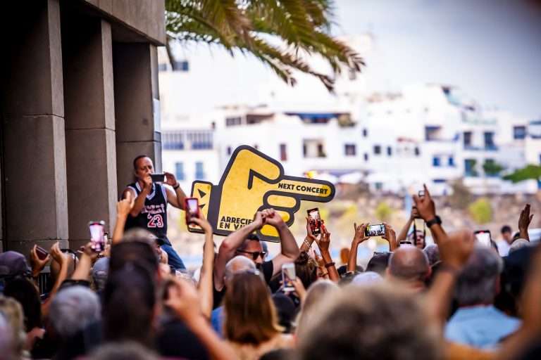 Sigue al Rey sigue al dedo © Javier Rosa