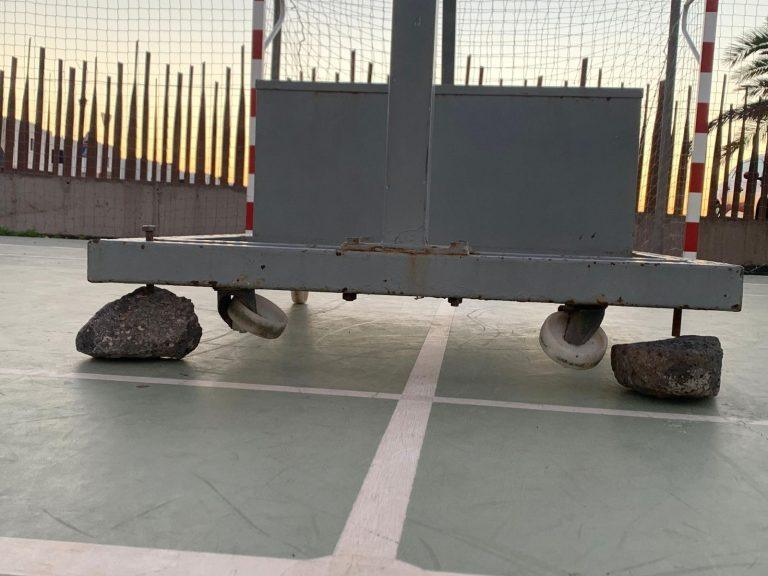 Deplorable estado cancha San Marcial de Rubicón (1)