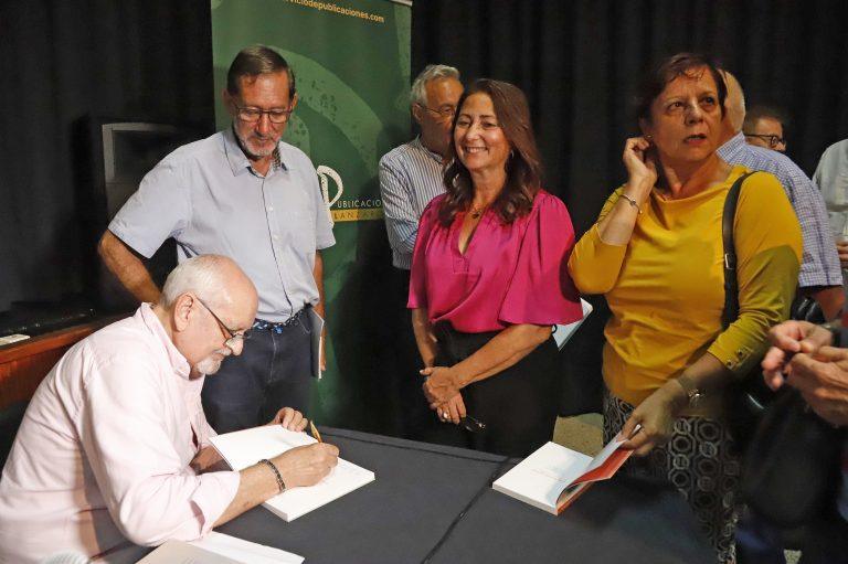 PRESENTACIÓN DEL LIBRO JUAN REGUERA CASTILLO (1)
