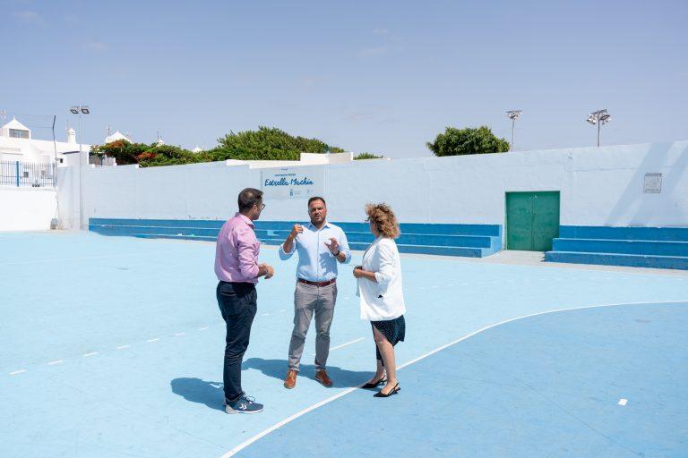 Arrecife pone en marcha la modernización de la cancha deportiva de Tinasoria