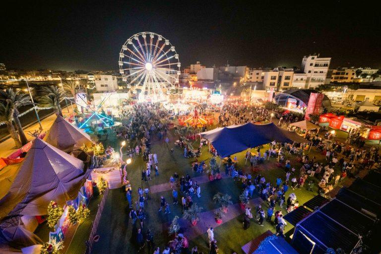 La Feria Navilan Ciudad de Arrecife se estrena con enorme público en la noche inaugural
