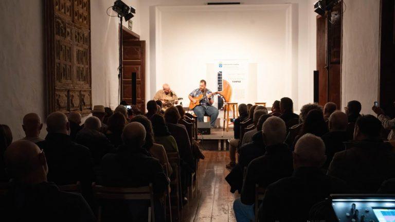 Presentación el libro Crónicas del Timple 3