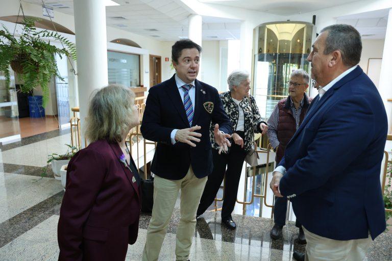 RECEPCIÓN GOBERNADOR ROTARIO 2