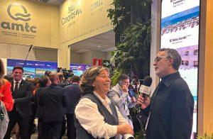 Rita Hernández y Paco Robayna, en FITUR 2025.