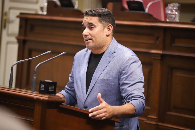 Yone Caraballo interviene en el Parlamento