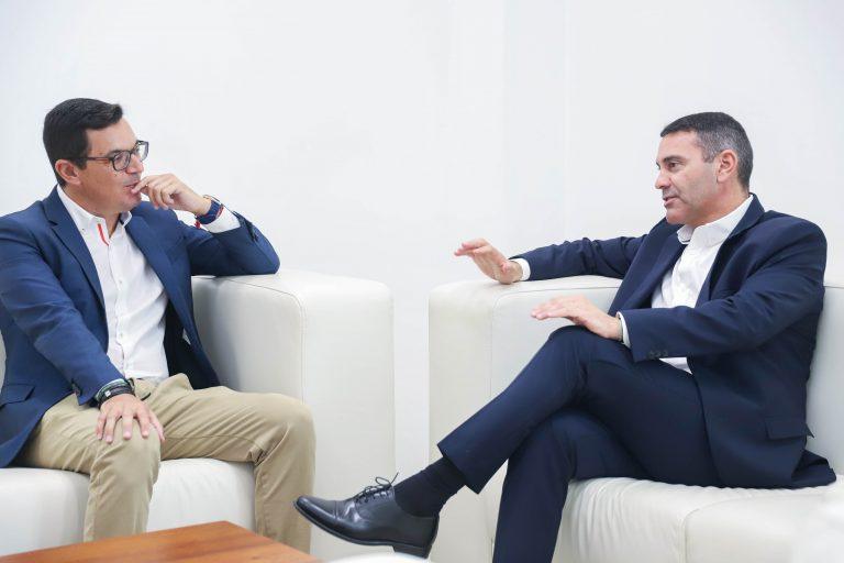 Presidente del Cabildo y Consejero de Obras Públicas Gobierno de Canarias