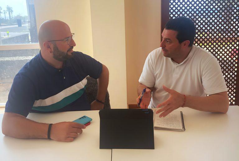 El alcalde Óscar Noda y el concejal de Sanidad César Rijo