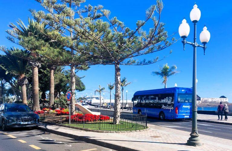 El servicio lanzadera de las Guaguas de Arrecife durante este sábado de Carnaval de Día