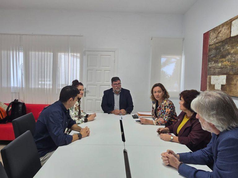 Reunión alcalde San Bartolomé con equipo ULL