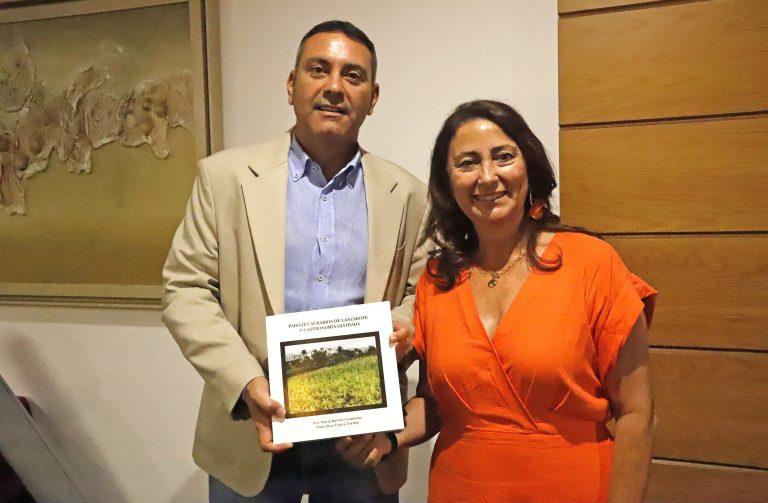 Presentación libro Orden del Cachorro