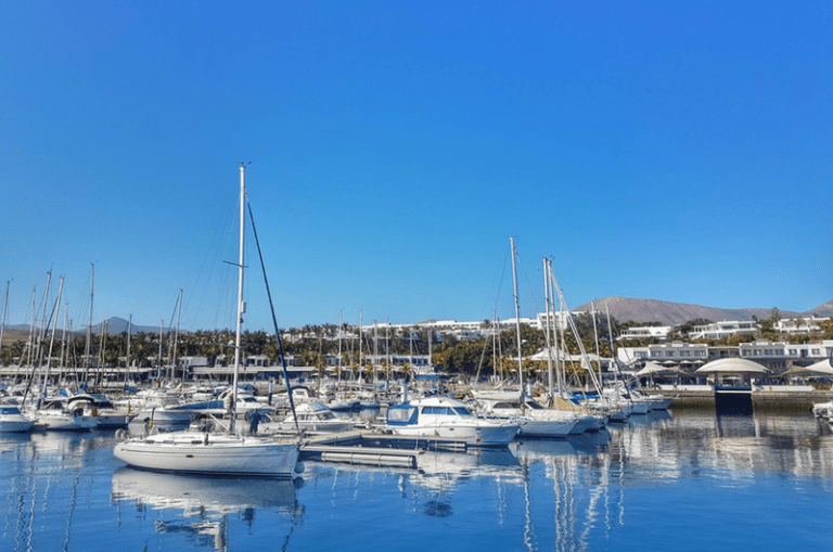 7c6711eef675cdf52440f8704165a9e0_Puerto-Calero-Marina-Services-2-800-530-c