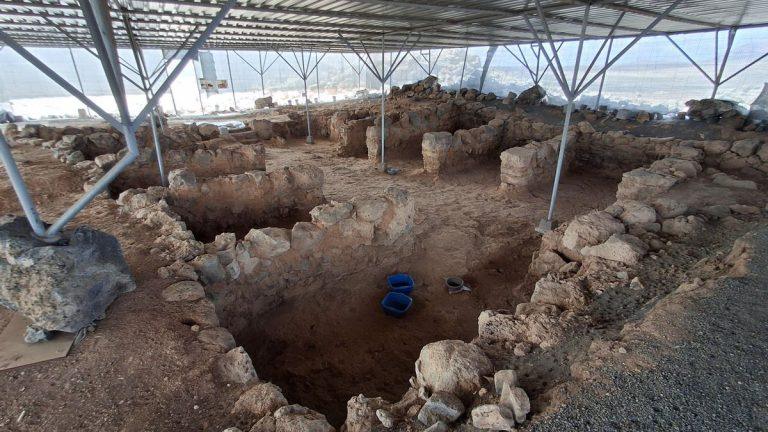 db7d4611-b2a5-484f-8ac1-b5af7f88501c_16-9-discover-aspect-ratio_default_0