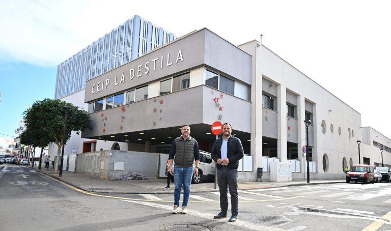 Imagen de las calles del entorno del colegio La Destila contarán con un refuerzo de la seguridad vial