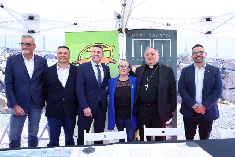 Imagen del acto de firma del inicio de la obra