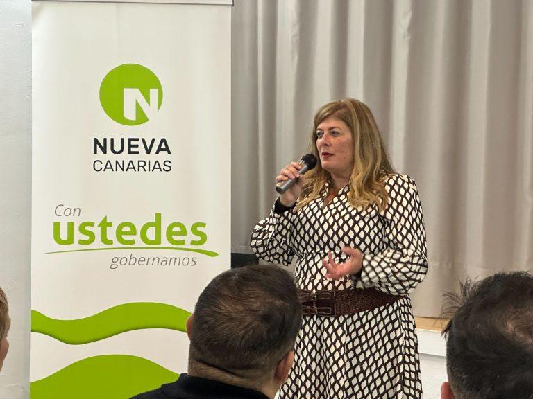 Bele?n Machi?n, secretaria general del Comite? Local de Teguise