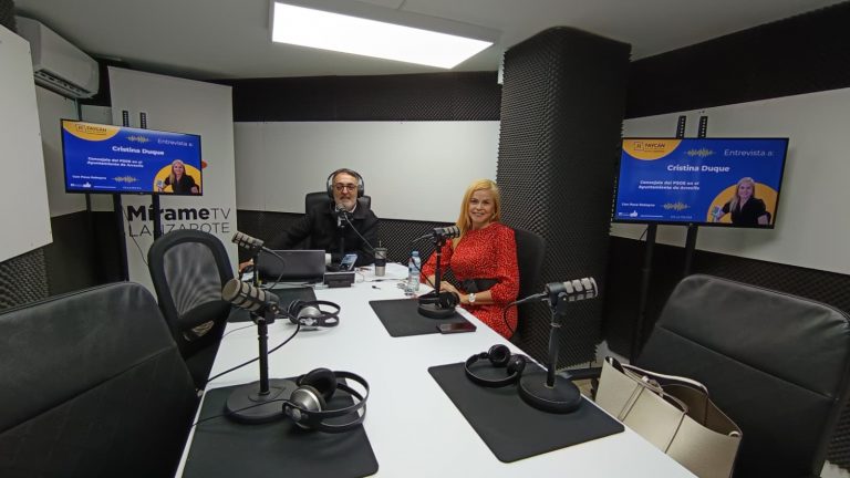 Cristina Duque junto a Paco Robayna en las Mañanas de Faycán