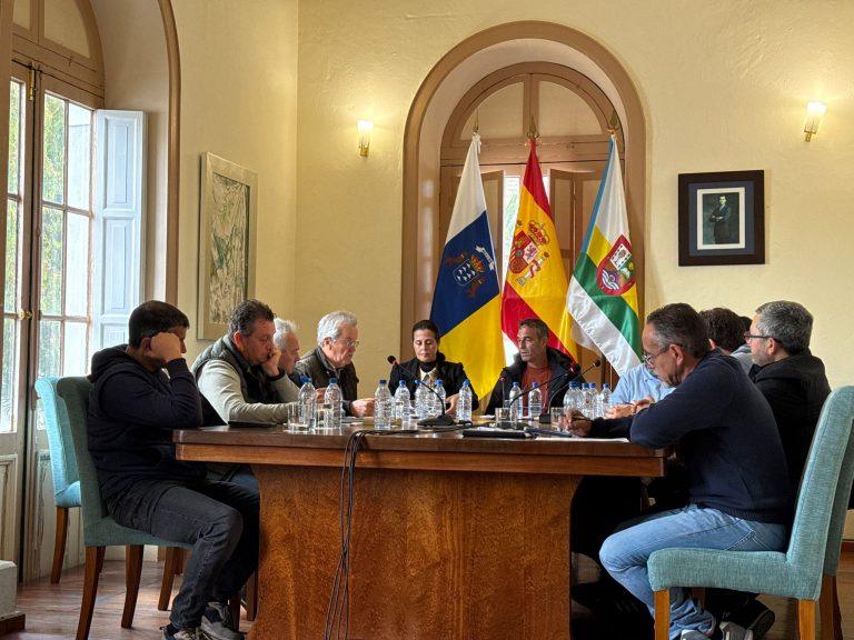 Sesión plenaria Haría becas transporte