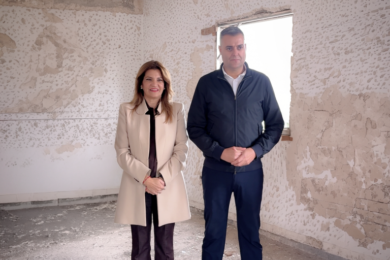 La vicepresidenta, María Jesús Tovar, y el presidente del Consorcio, Francisco J