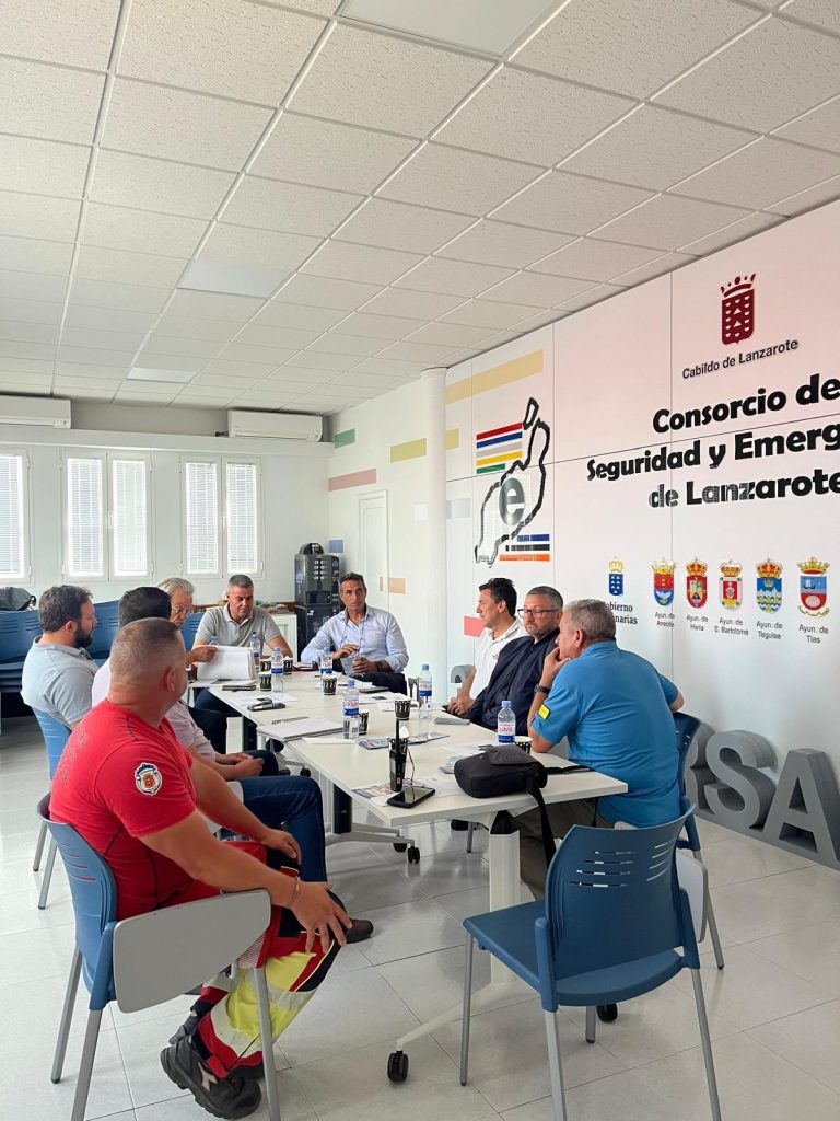 Reunión entre el Ayuntamiento de Haría y el Consorcio de Seguridad y Emergencia de Lanzarote
