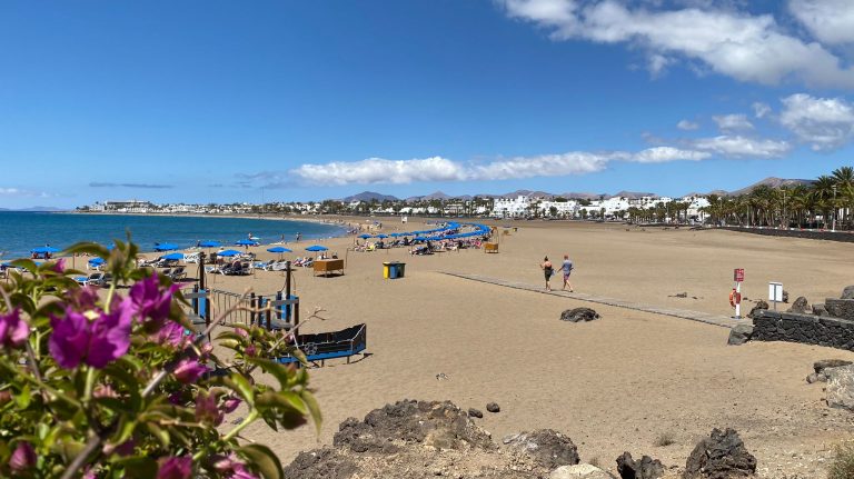 playa los pocillos 2