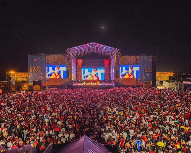 La ciudad de Arrecife batió un récord de asistencia a esta gran quedada para la Final del Mundial, organizada por el Ayuntamiento de Arrecife
