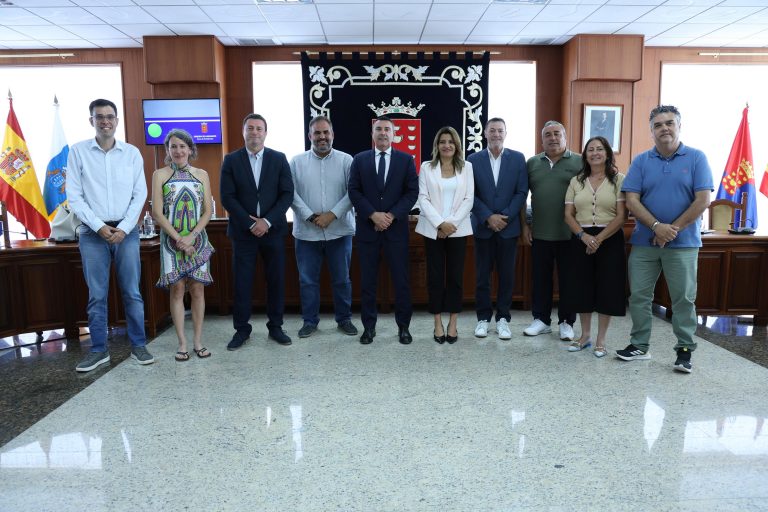 UNANIMIDAD DE GRUPOS POLÍTICOS EN DECLARACIÓN DE SOLICITUD NUEVO CENTRO DE FP