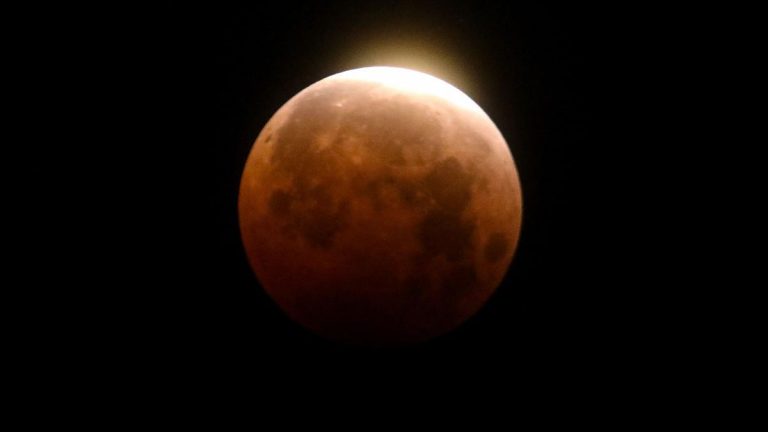 7af34757-c7ba-4487-97c3-79d8aea76333_16-9-discover-aspect-ratio_default_0