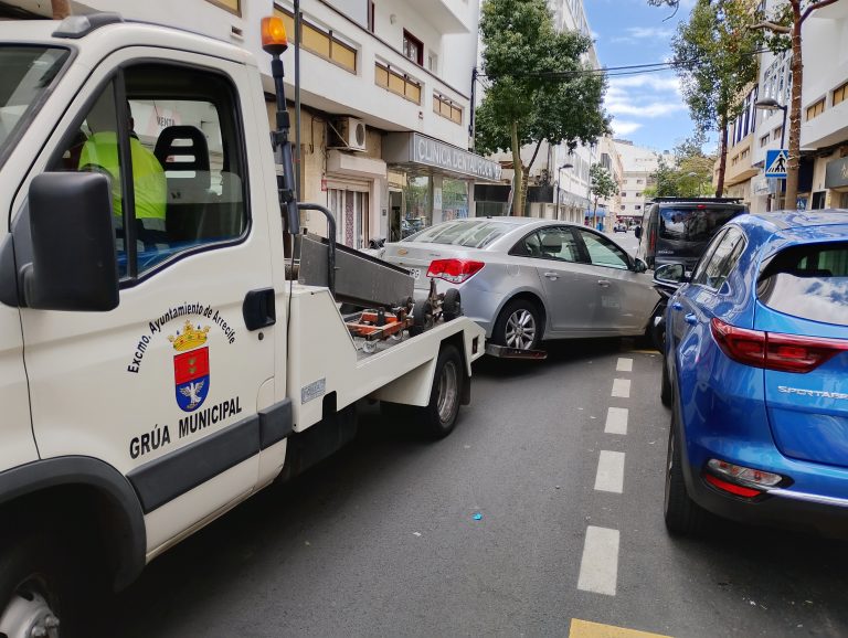 Con esta licitación el Ayuntamiento de Arrecife planifica el refuerzo y complemento de los servicios de la grúa municipal para operar las 24 horas del día, todos los días del año
