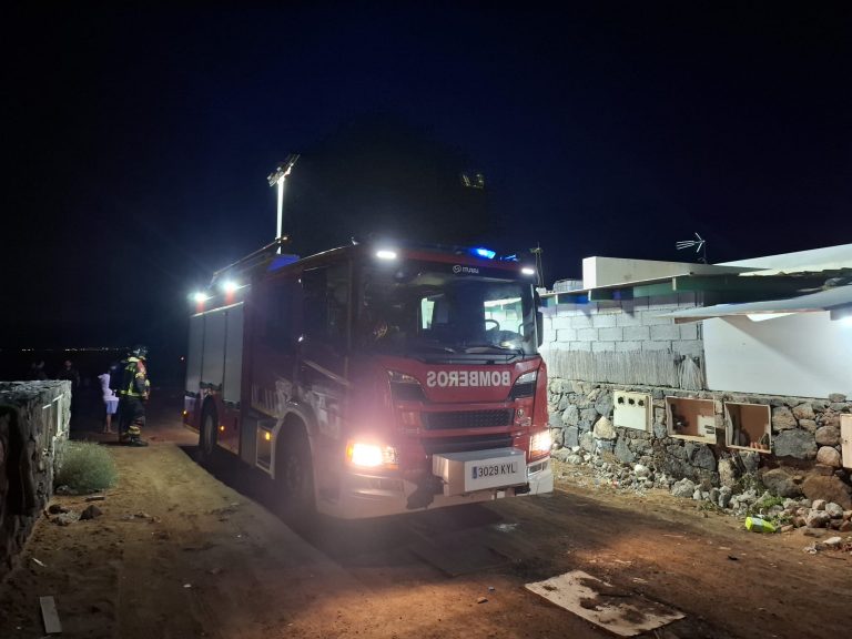Intervención del cuerpo de Bomberos en la actuación realizada durante la madrugada