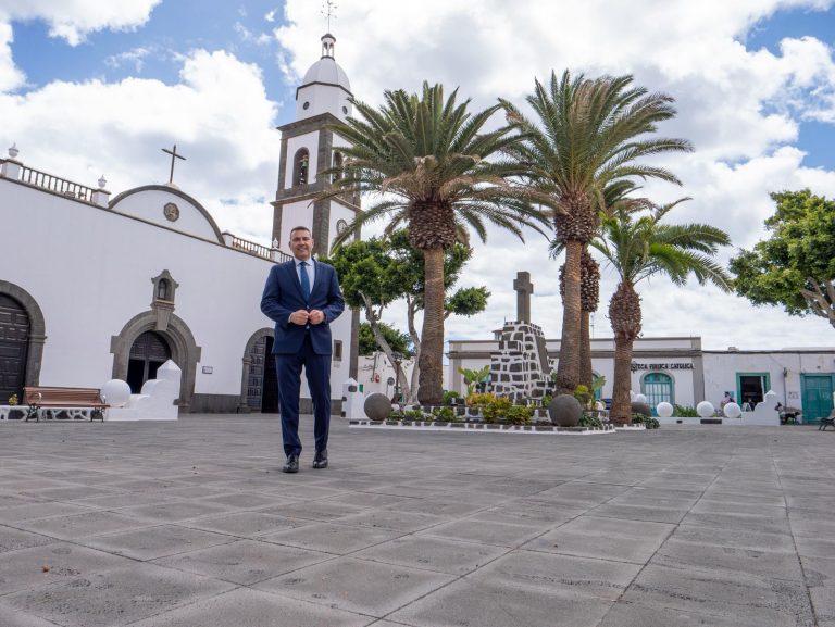 Oswaldo Betancort en la Plaza de Las Palmas (2)