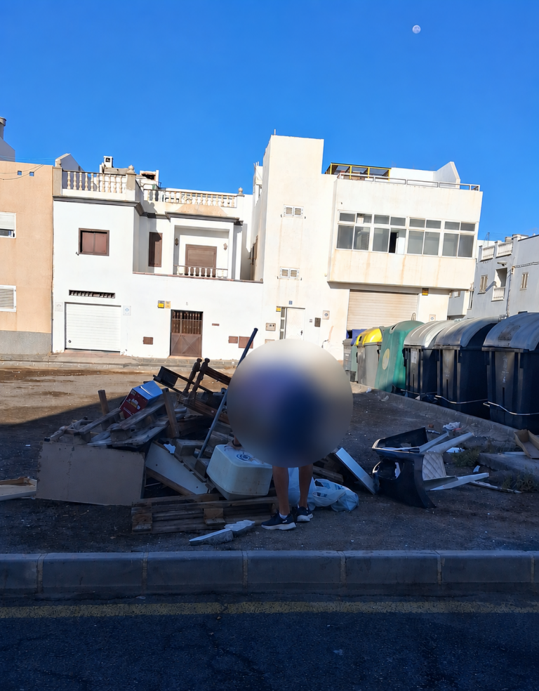 Una de las imágenes del suceso denunciado por el consistorio capitalino